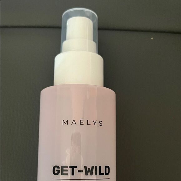 MAËLYS Get-Wild Pink Body Spray - Picture 2 of 5